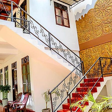Crescent Sea Resort 닐라벨리 외부 사진